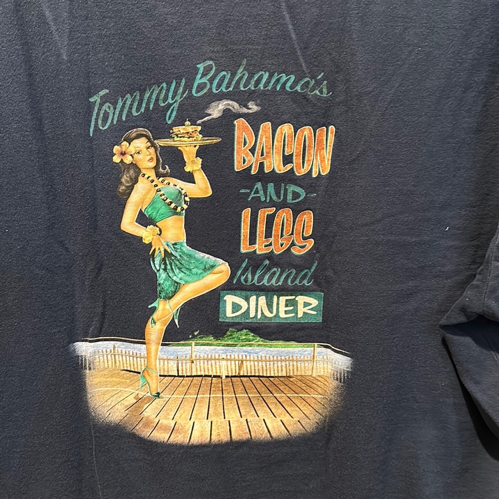 Tommy Bahama Men’s ‘bacon and legs island diner’ in Navy Size M cotton